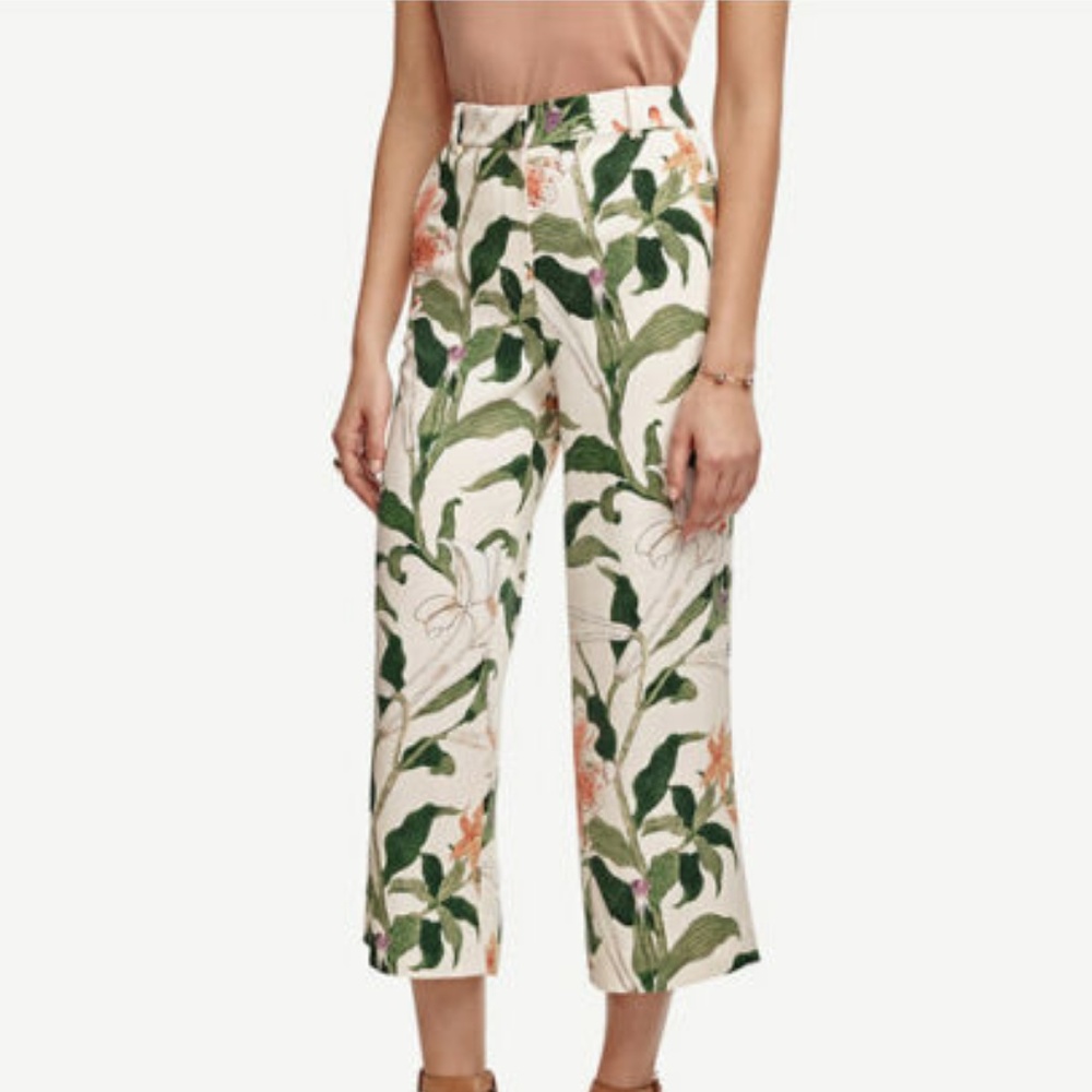 ANN TAYLOR PETITES FLORAL GARDEN CROP DRAPEY PANTS